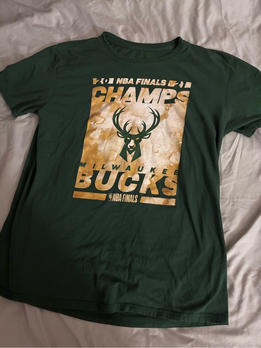 Fanatics Milwaukee Bucks Green and Gold NBA Finals Champs T-Shirt